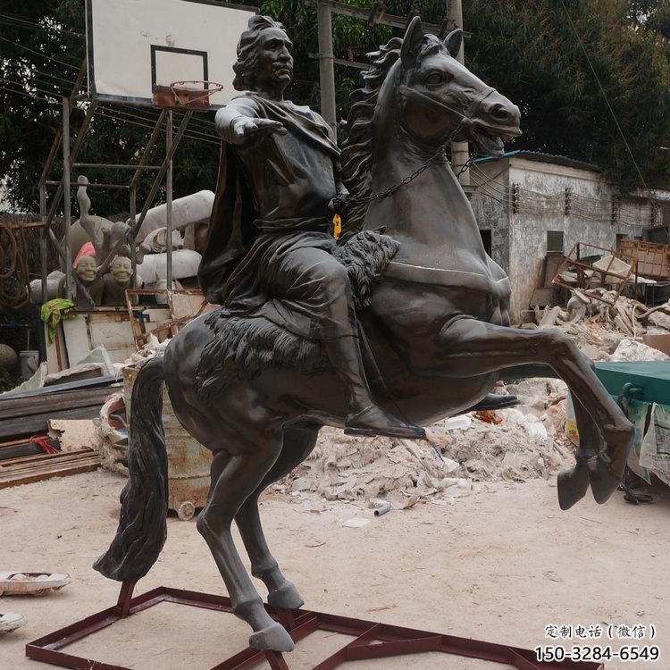 骑马人雕塑厂家,古代士兵雕塑小品,广场玻璃钢人物摆件