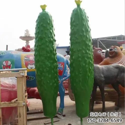 黄瓜雕塑厂家,仿真果蔬摆件,广场玻璃钢黄瓜雕塑小品 黄瓜雕塑厂家,仿真果蔬摆件,广场玻璃钢黄瓜雕塑小品