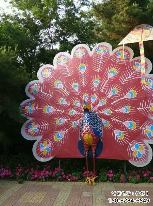 孔雀雕塑厂家,商场动物小品,仿真孔雀摆件雕塑厂 孔雀雕塑厂家,商场动物小品,仿真孔雀摆件雕塑厂