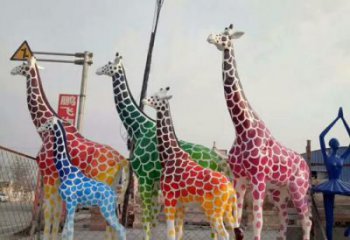 售楼处长颈鹿雕塑 商业街景观雕塑 动物摆件