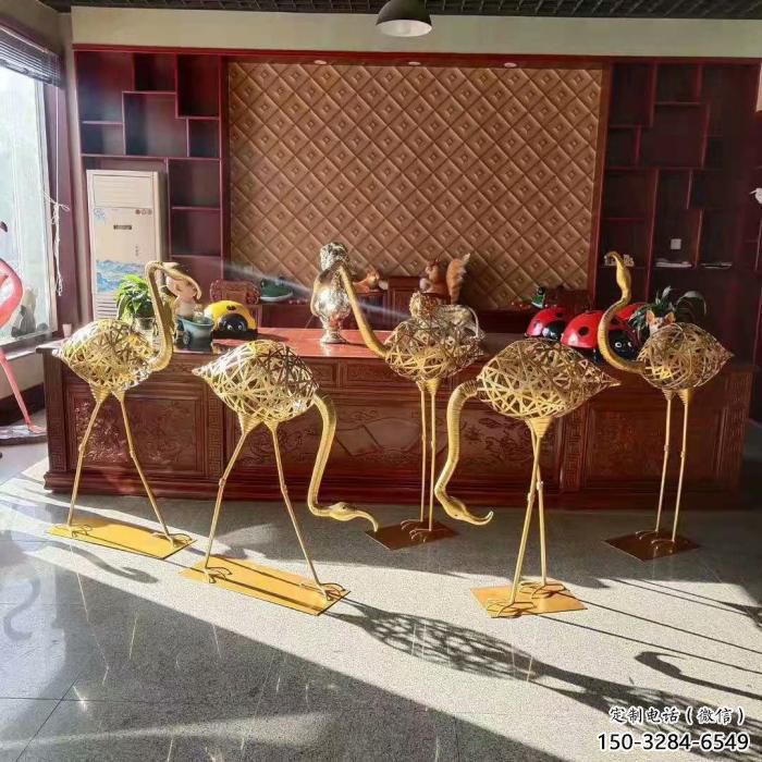 园林火烈鸟雕塑 城市广场雕塑 步行街摆件 园林火烈鸟雕塑 城市广场雕塑 步行街摆件