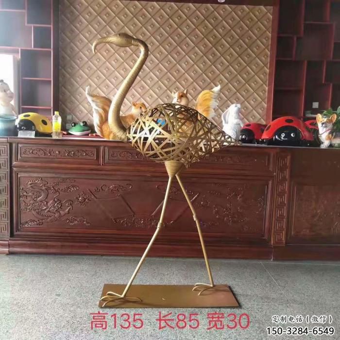 公园仙鹤雕塑 酒店门口雕塑 彩绘摆件 公园仙鹤雕塑 酒店门口雕塑 彩绘摆件