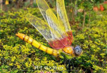 酒店蜻蜓雕塑 庭院仿真雕塑 彩绘小品
