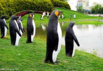 创意企鹅雕塑 步行街店门口雕塑 动物小品