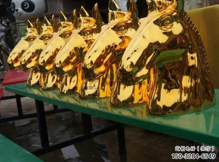 抽象马头雕塑 店门口彩绘雕塑 步行街摆件 抽象马头雕塑 店门口彩绘雕塑 步行街摆件
