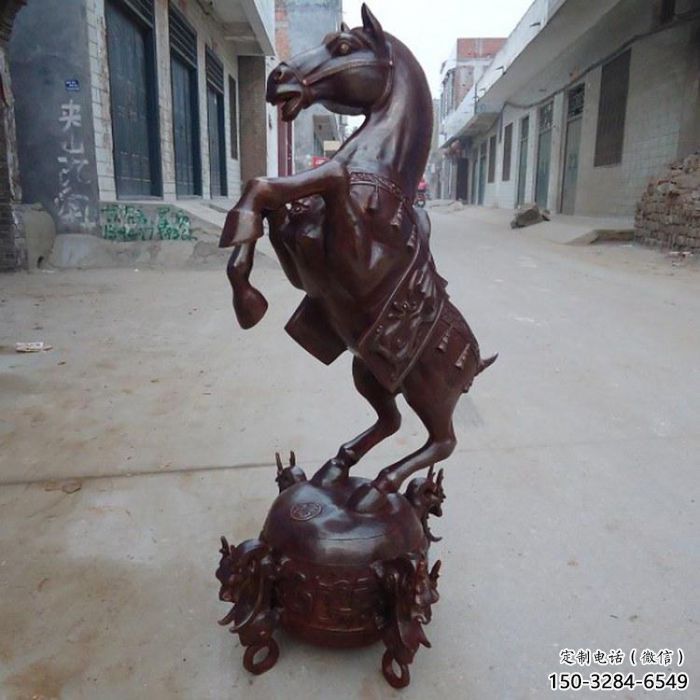 商场奔马雕塑 仿真雕塑 店门口小品 商场奔马雕塑 仿真雕塑 店门口小品