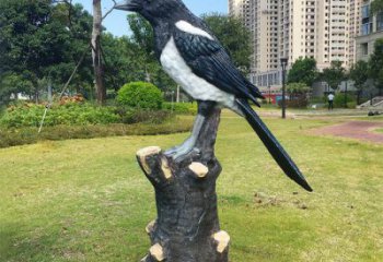 抽象喜鹊雕塑 店门口彩绘雕塑 步行街摆件
