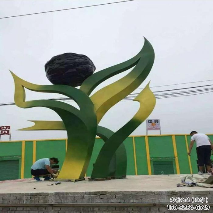 售楼处核桃雕塑 商业街仿真雕塑 水果摆件 售楼处核桃雕塑 商业街仿真雕塑 水果摆件