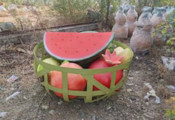 酒店西瓜雕塑 庭院仿真雕塑 彩绘小品