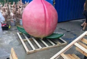 大型桃子雕塑 步行街水果雕塑 仿真摆件
