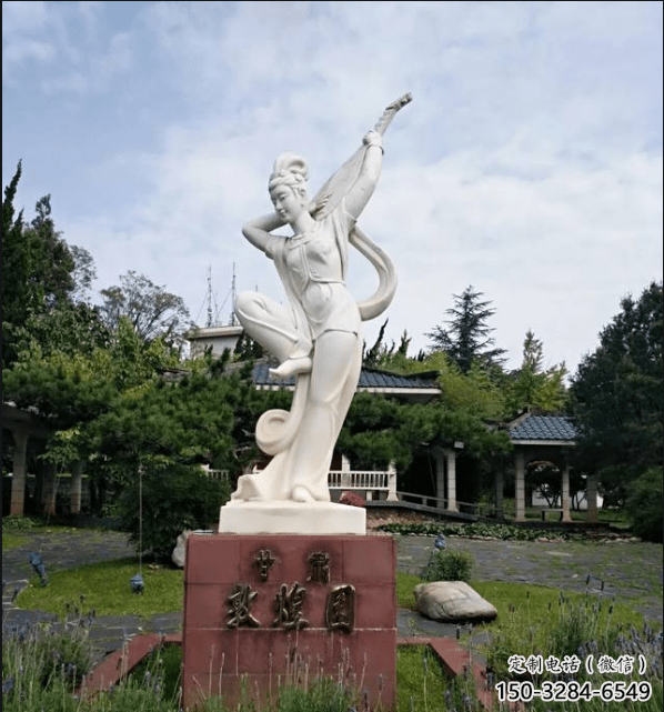 商业街仕女雕塑 售楼处雕塑 古代摆件 商业街仕女雕塑 售楼处雕塑 古代摆件