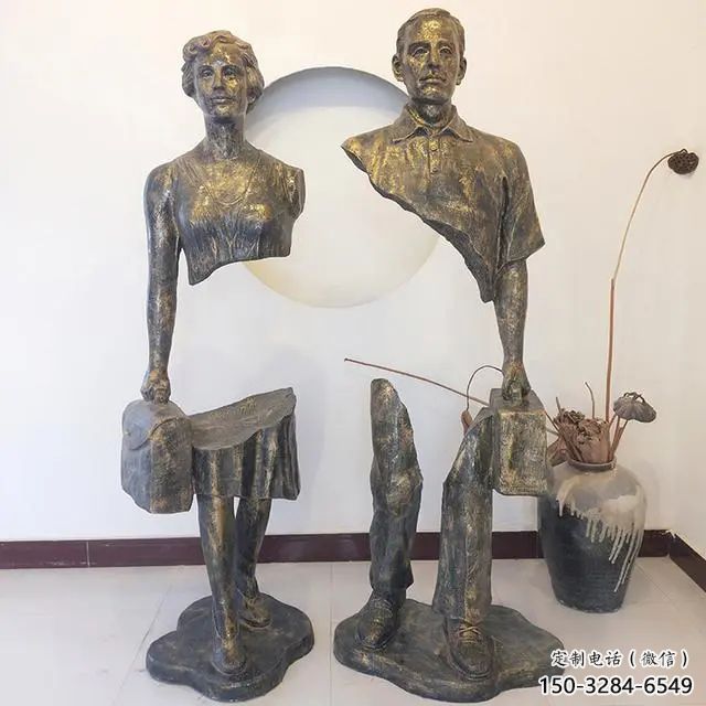 售楼处旅行者雕塑 商业街雕塑 空心人摆件 售楼处旅行者雕塑 商业街雕塑 空心人摆件
