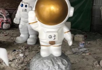仿古太空人雕塑 庭院彩绘雕塑 田间小品