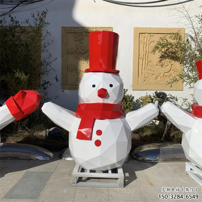 彩绘雪人雕塑厂 大型城市雕塑 商业街摆件 彩绘雪人雕塑厂 大型城市雕塑 商业街摆件