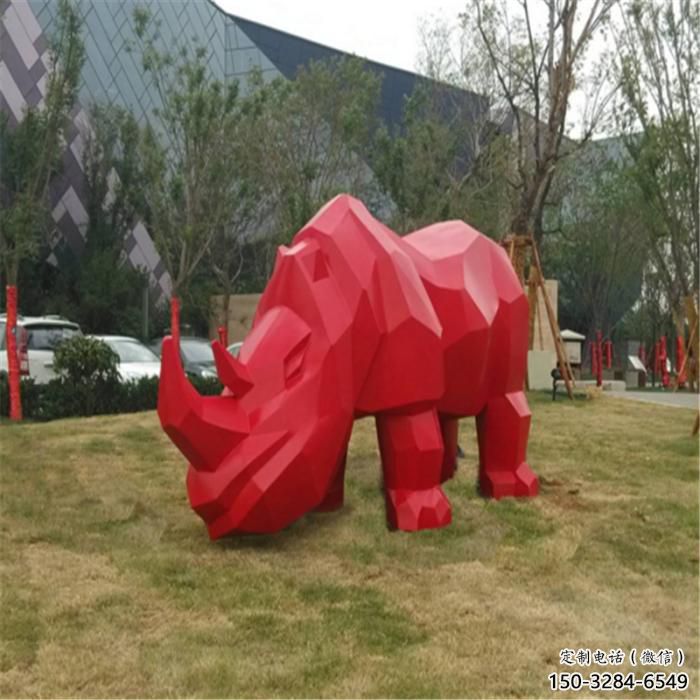 酒店小牛雕塑厂家,抽象卡通主题,喷漆工艺 酒店小牛雕塑厂家,抽象卡通主题,喷漆工艺