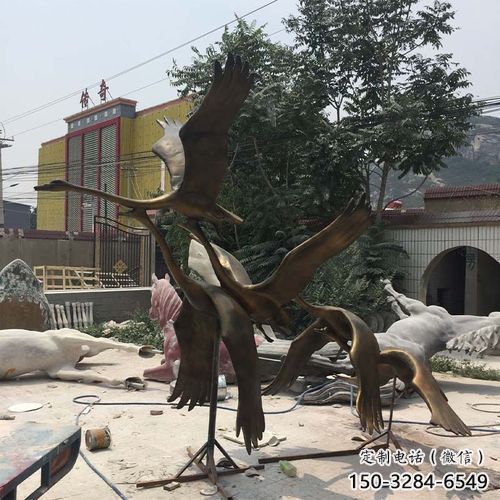 店门口大雁雕塑厂家 创意景观雕塑 仿真摆件 店门口大雁雕塑厂家 创意景观雕塑 仿真摆件