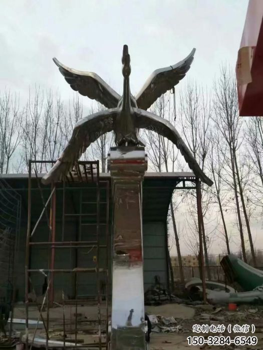 街道白鹭雕塑,鸟类景观雕塑,美陈动物效果 街道白鹭雕塑,鸟类景观雕塑,美陈动物效果