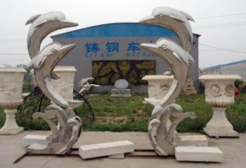 广场鱼形雕塑厂家，卡通水景雕塑，抽象效果