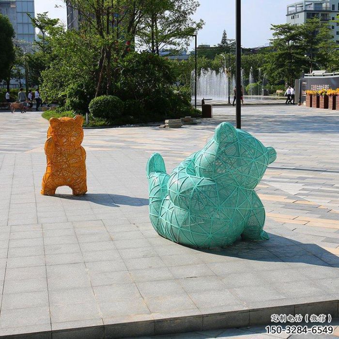街道狗熊雕塑,铸铜动物雕塑,古铜效果 街道狗熊雕塑,铸铜动物雕塑,古铜效果