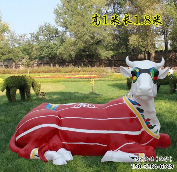 抽象公牛雕塑厂家 店门口彩绘雕塑 步行街摆件 抽象公牛雕塑厂家 店门口彩绘雕塑 步行街摆件