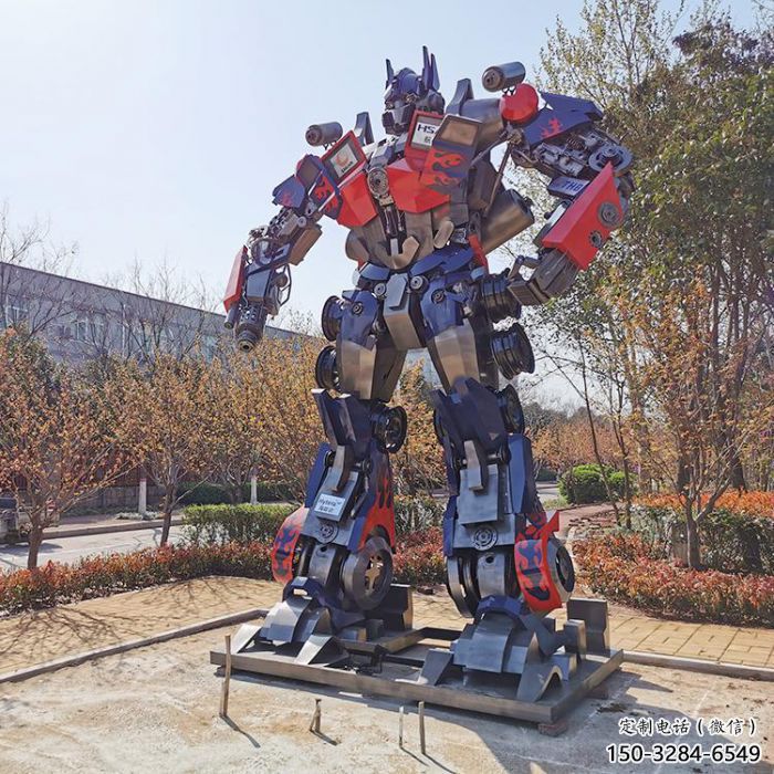 卡通版发声擎天柱雕塑 卡通版发声擎天柱雕塑
