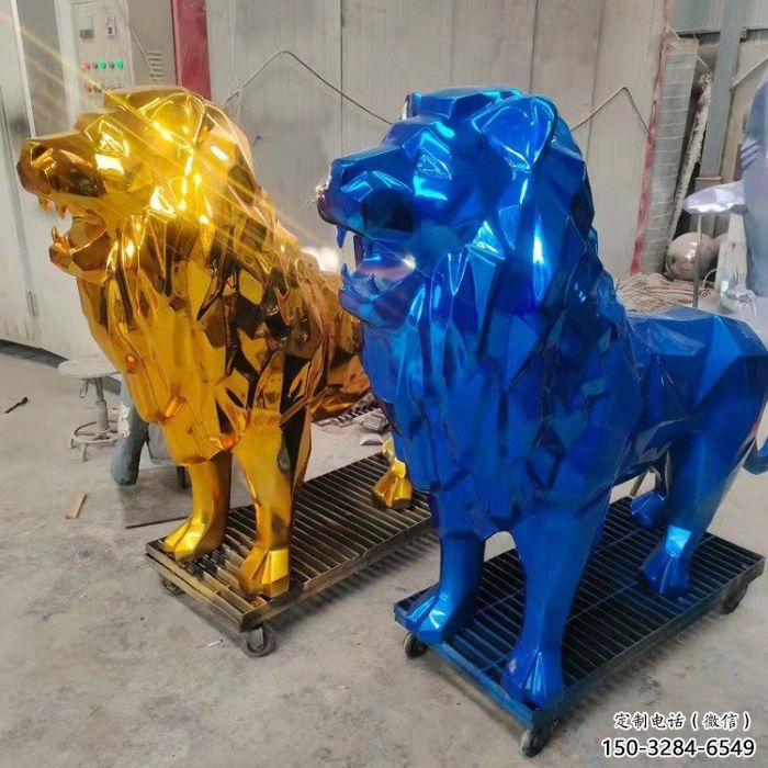 景观狮子雕塑供应，花园小品，酒店不锈钢狮子雕塑展品