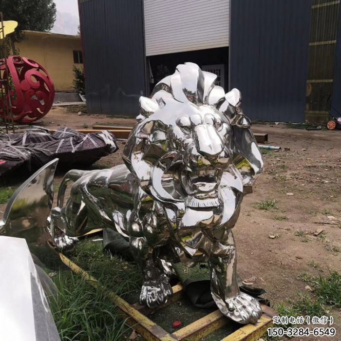 景观狮子雕塑优选，陆地摆件，不锈钢狮子雕塑供应