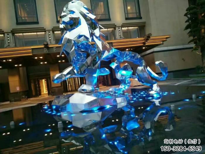 切面狮子雕塑通用，街景小品，不锈钢狮子雕塑制造