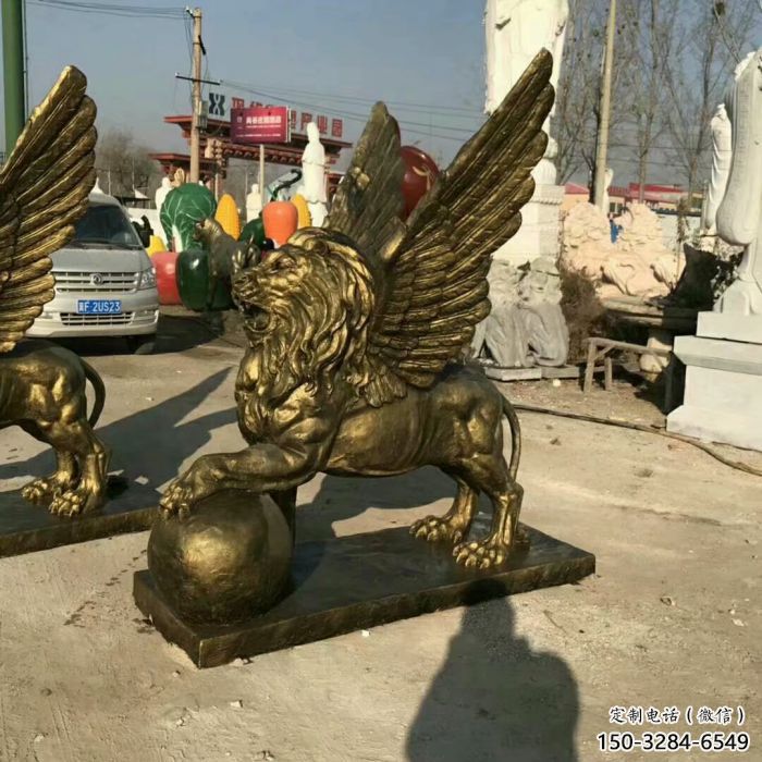 大型狮子雕塑公司，花园小品，飞狮雕塑装饰提供