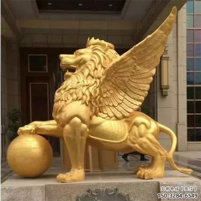 户外狮子雕塑通用，铸铜艺术，黄铜飞狮雕塑供应