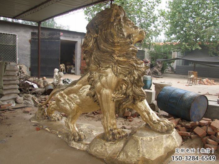 纯铜仿古狮子雕塑，动物雕塑，大型走狮雕塑标准