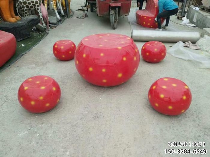 草莓坐凳雕塑,组合系列,玻璃钢坐凳雕塑制作 草莓坐凳雕塑,组合系列,玻璃钢坐凳雕塑制作