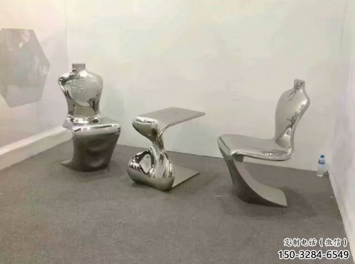 几何坐凳雕塑,镜面工艺,不锈钢坐凳雕塑厂家 几何坐凳雕塑,镜面工艺,不锈钢坐凳雕塑厂家