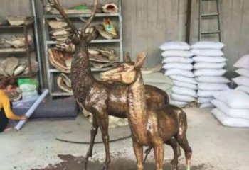 铜鹿雕塑，铸铜动物雕塑