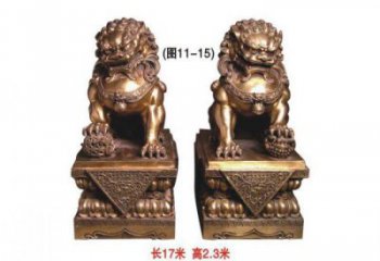 金属狮子雕塑制作，城市装饰，黄铜蹲狮雕塑选定