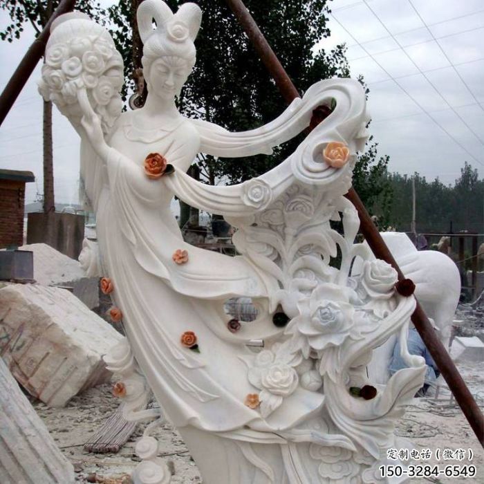 达孜公园天女散花雕塑 达孜公园天女散花雕塑