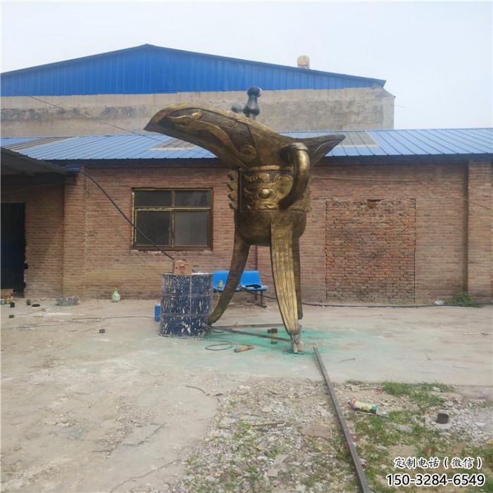丽江公园酒杯雕塑 丽江公园酒杯雕塑